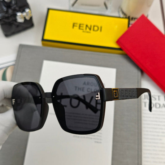 OVERSIZED FF DIAMONDS SQUARE FRAME SUNGLASSES 53041 IN ACETATE - Brown