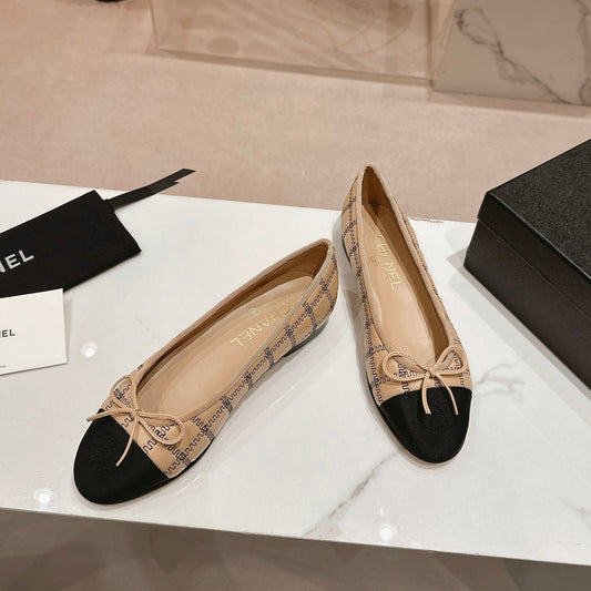 Double C New Ballet Flats Dark Cream Black Lambskin - 34
