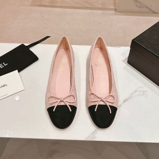 Double C New Ballet Flats Light Pink Black Lambskin - 34