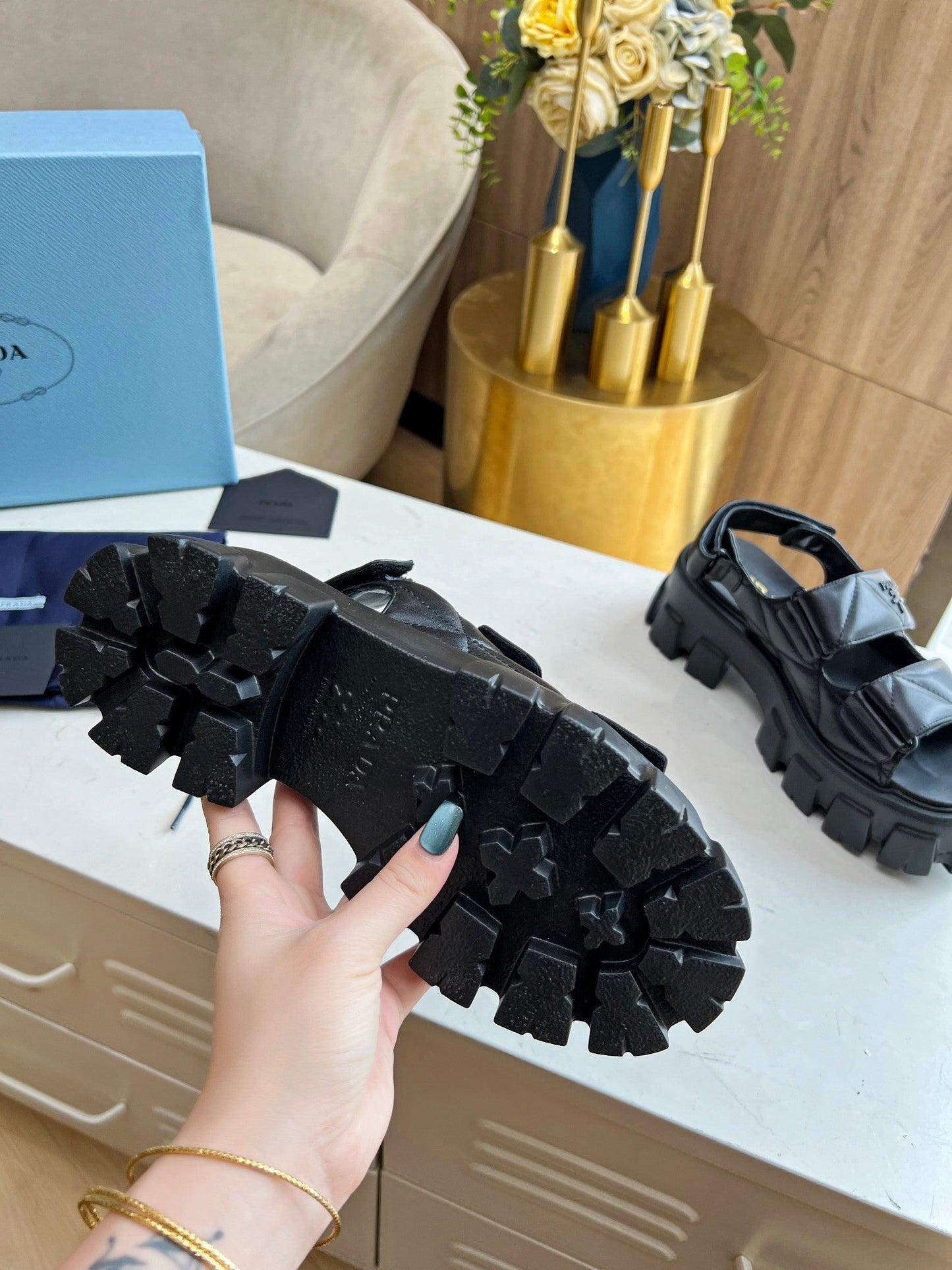 PRA MONOLITH NAPPA SANDALS BLACK LAMBSKIN - 34