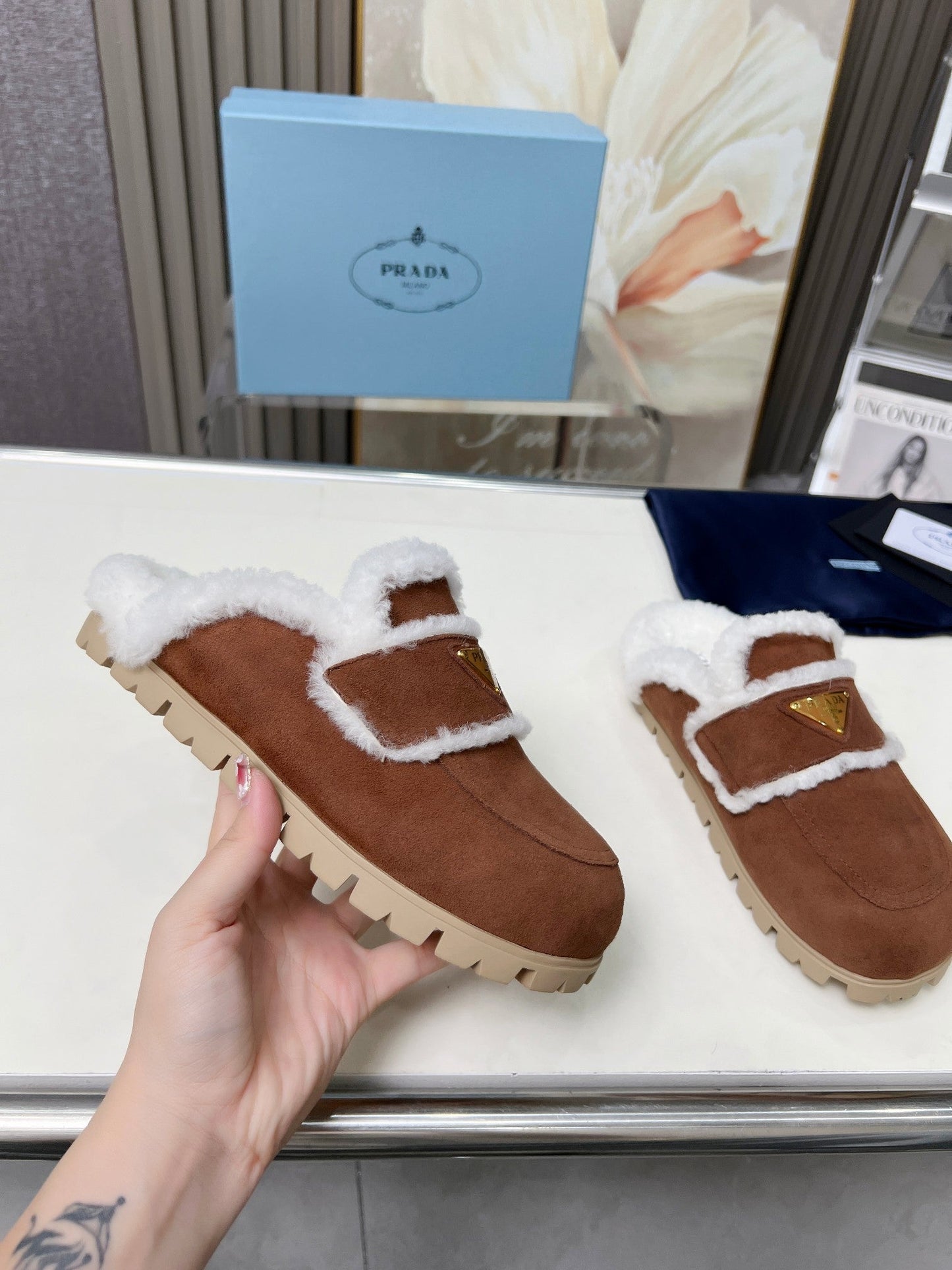SUEDE AND SHEARLING MULES UMBER BROWN - 35