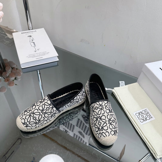 Loew Anagram Espadrille Black Leather and Canvas - 35