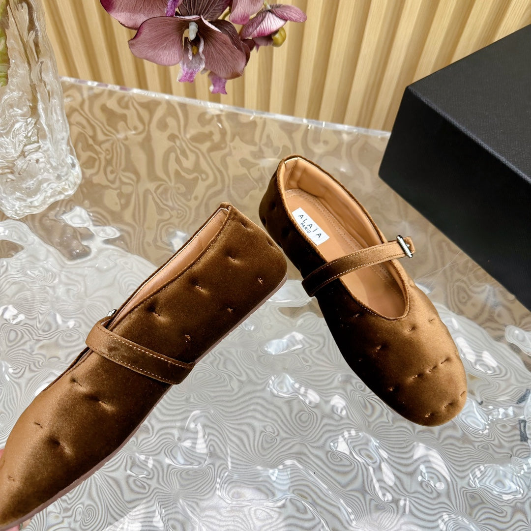 ALAIA BALLET FLATS IN MOCHA BROWN VELVET - 35