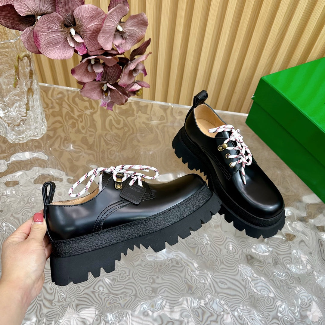 HADDOCK LACE-UP SHOE IN BLACK CALFSKIN - 35
