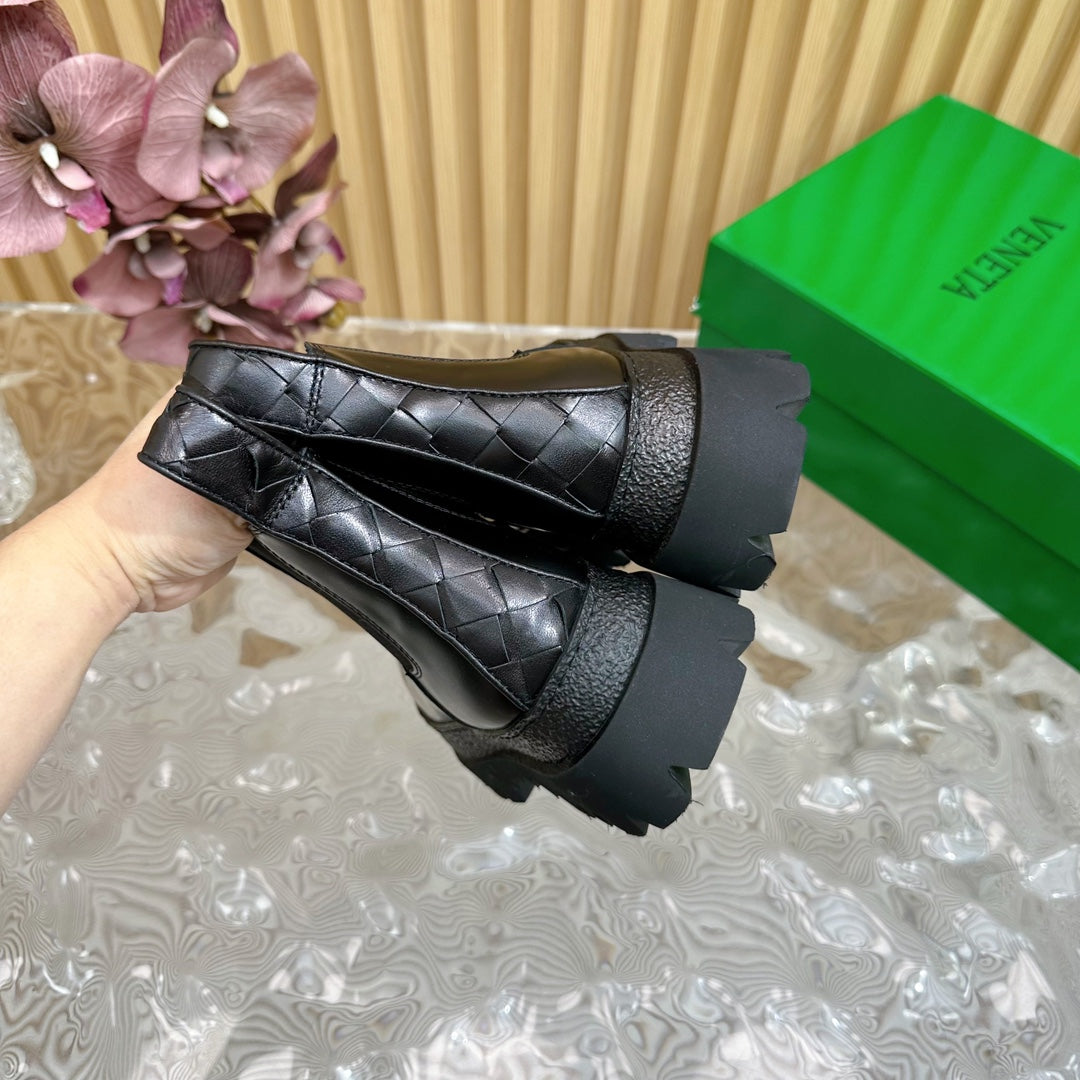 FIREMAN ANKLE BOOT IN BLACK CALFSKIN - 35