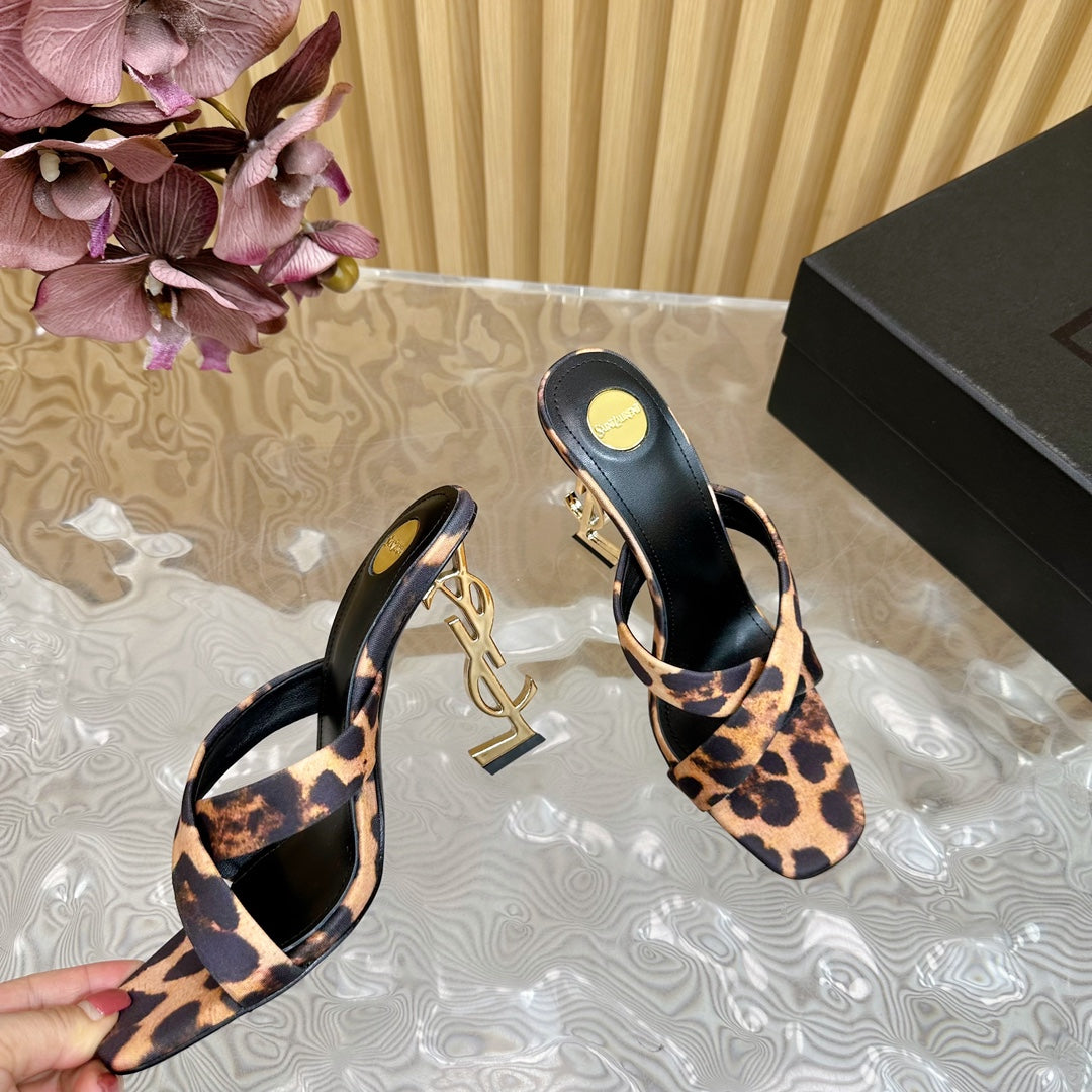 OPYUM 10 CM HIGH MULES IN LEOPARD PRINT SILK - 35