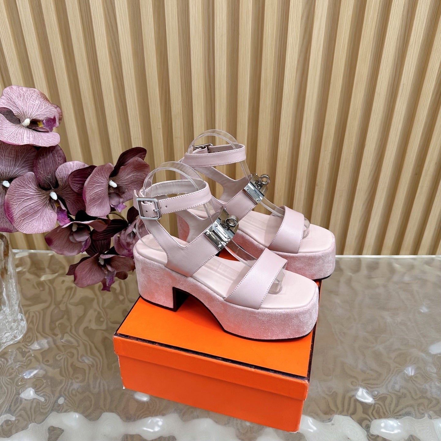 HM 25S CLASSIC WEDGE SANDALS 70 MM IN LIGHT PINK LAMBSKIN WITH SILVER HARDWARE - 35