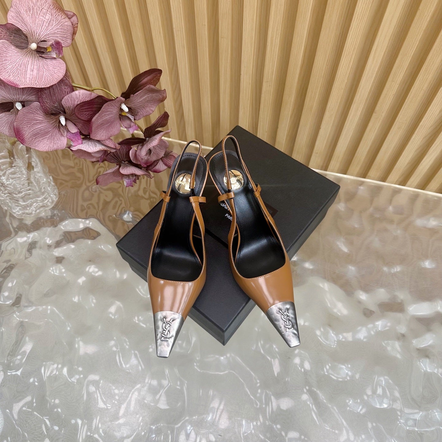 YSL 25S HIGH-HEEL SLINGBACKS 105 MM IN CAMEL BROWN LAMBSKIN AND SILVER HARDWARE - 35