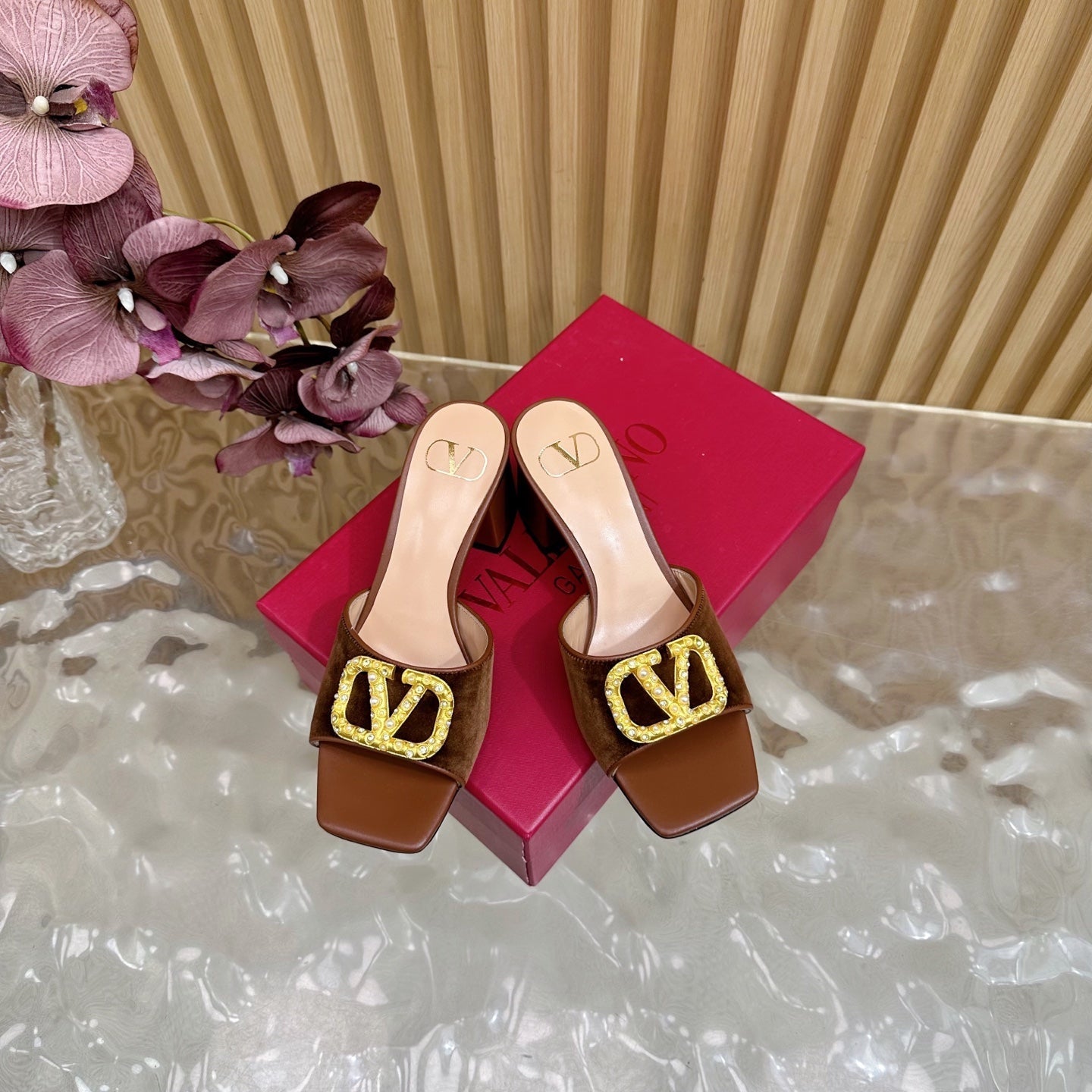 VALENTINO 25S HIGH-HEEL MULES 60 MM IN BROWN VELVET AND CALFSKIN WITH GOLD HARDWARE - 35