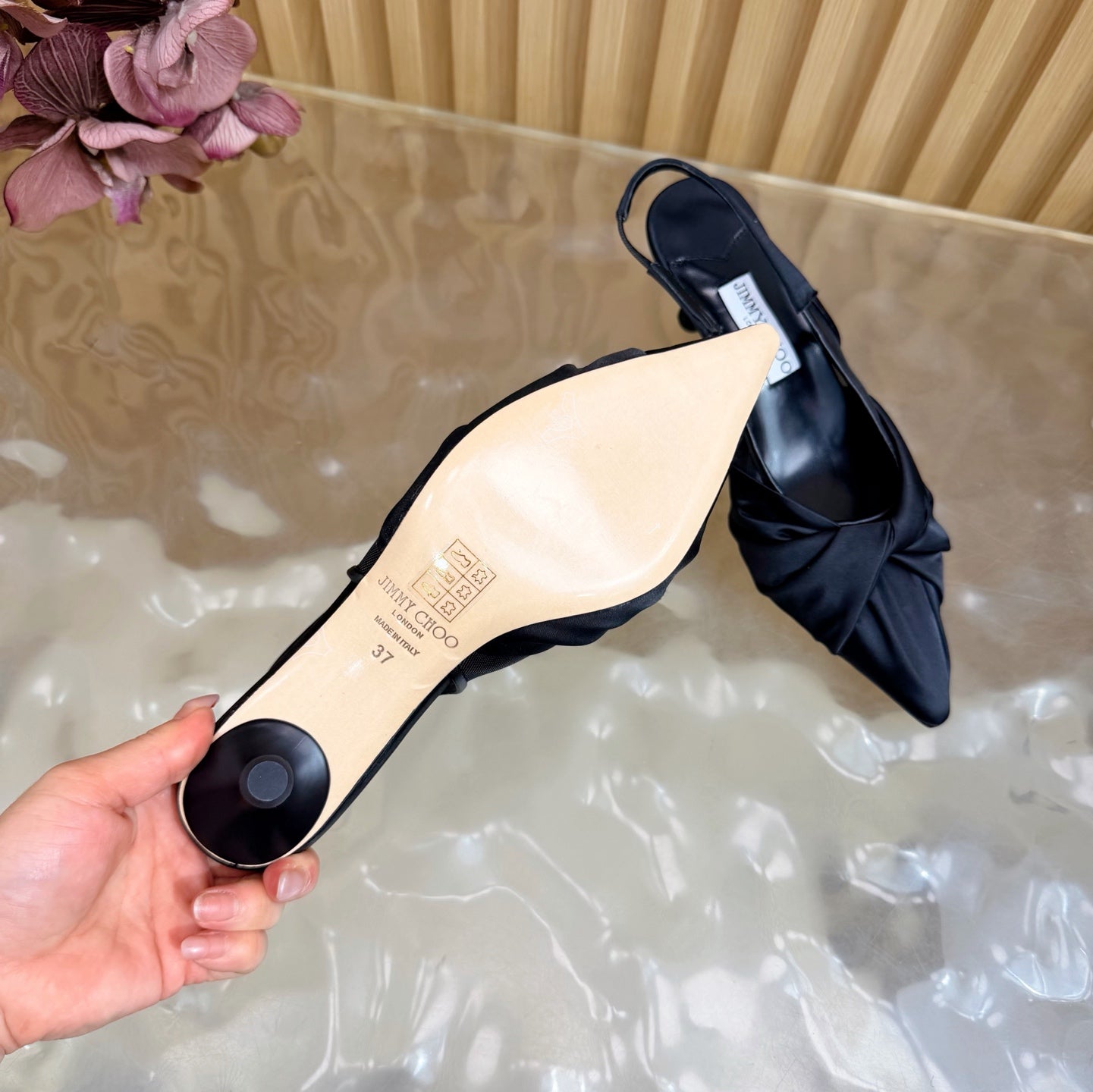 JIMMY CHOO 26S СЛІНГБЕКИ 60 ММ З ЧОРНОГО АТЛАСУ З ВУЗЛОВИМ ДЕТАЛЕМ