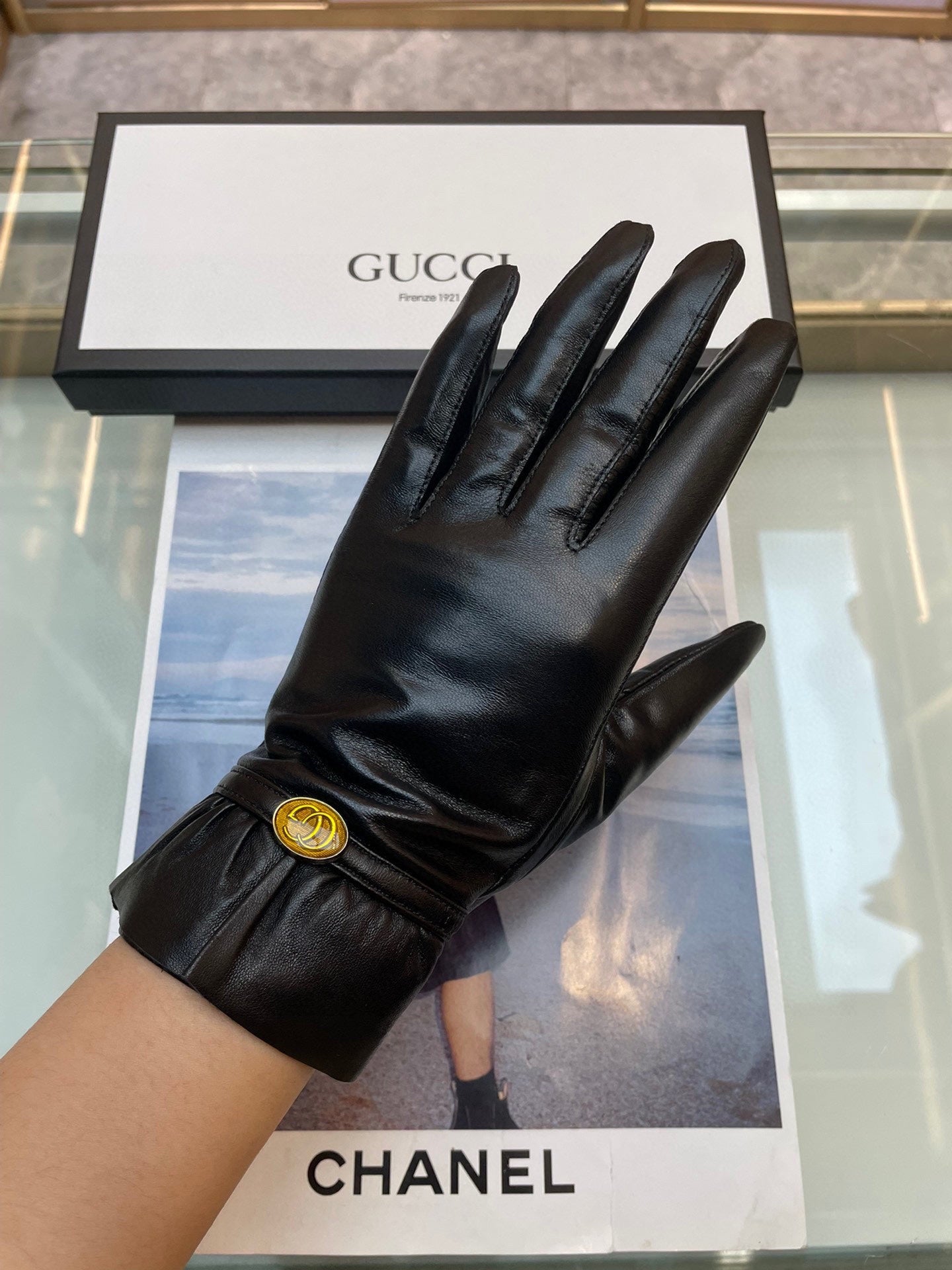 GLOVES IN BLACK TOP-GRADE LAMBSKIN 458575 - M