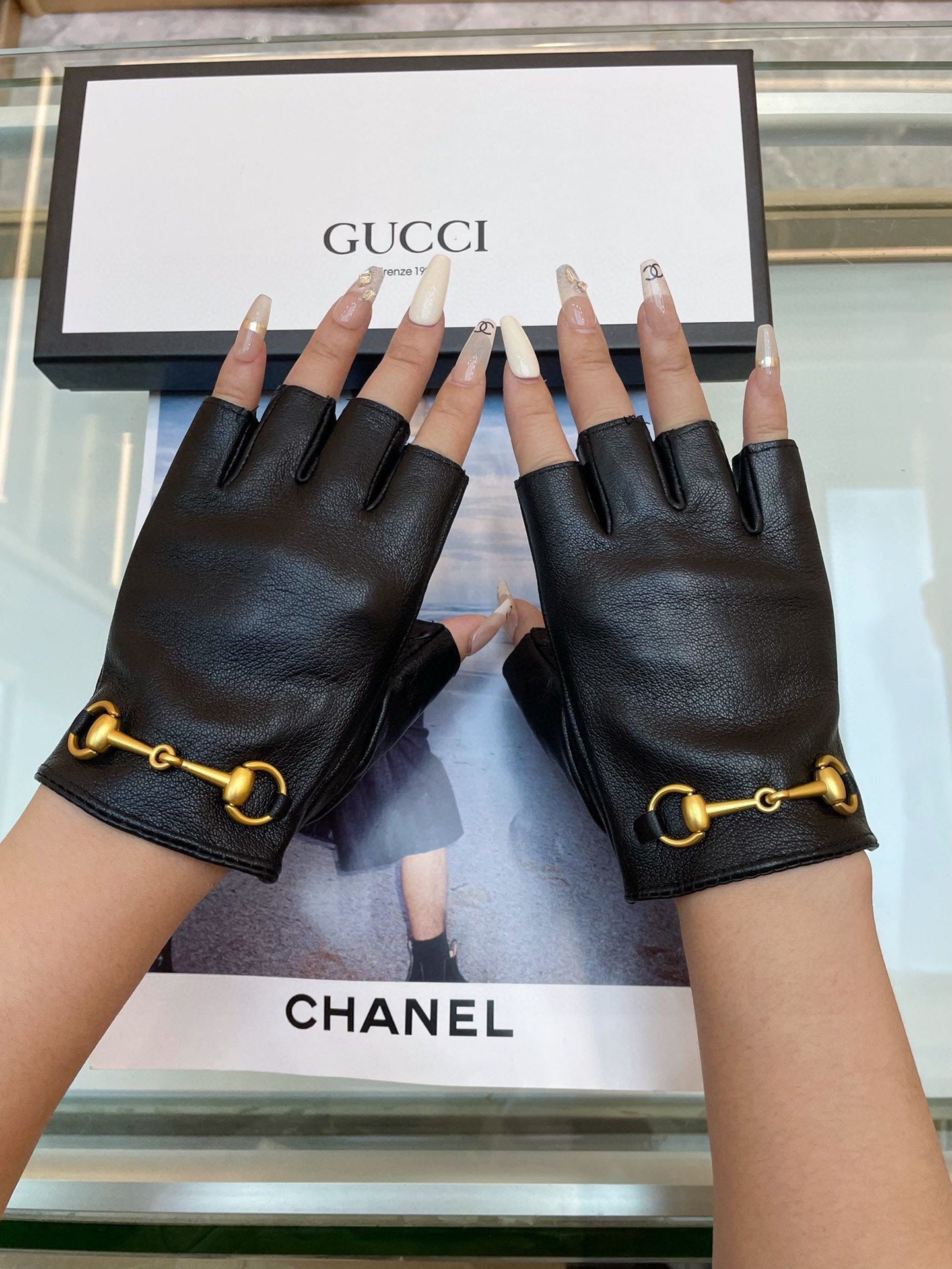FINGERLESS GLOVES WITH HORSEBIT IN BLACK LAMBSKIN 463853 - L