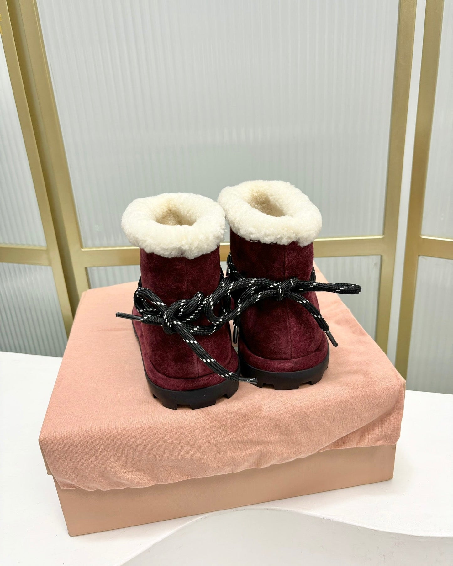 LACE-UP ANKLE BOOTS IN BERRY RED SUEDE AND FLEECE LINING - 35