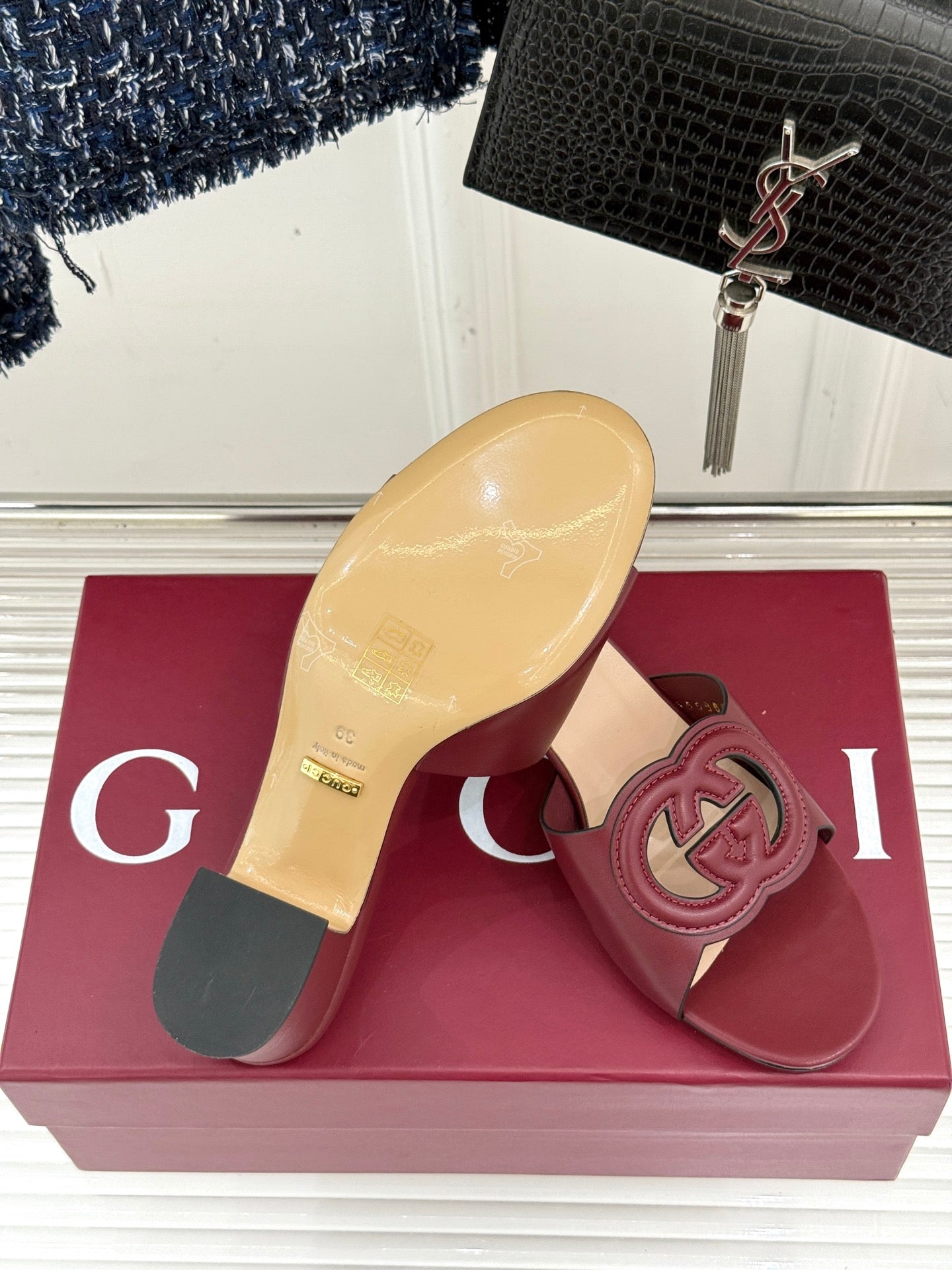 MID-HEEL MULE IN RED CALFSKIN - 35