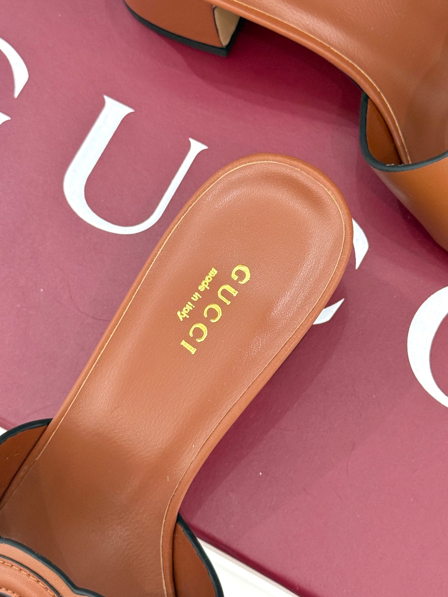 MID-HEEL MULE IN RUST BROWN CALFSKIN - 35