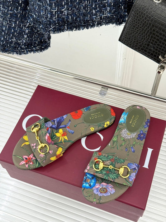 SLIDE SANDALS IN WARM BEIGE FABRIC FLORAL AND LEAF PRINT - 35