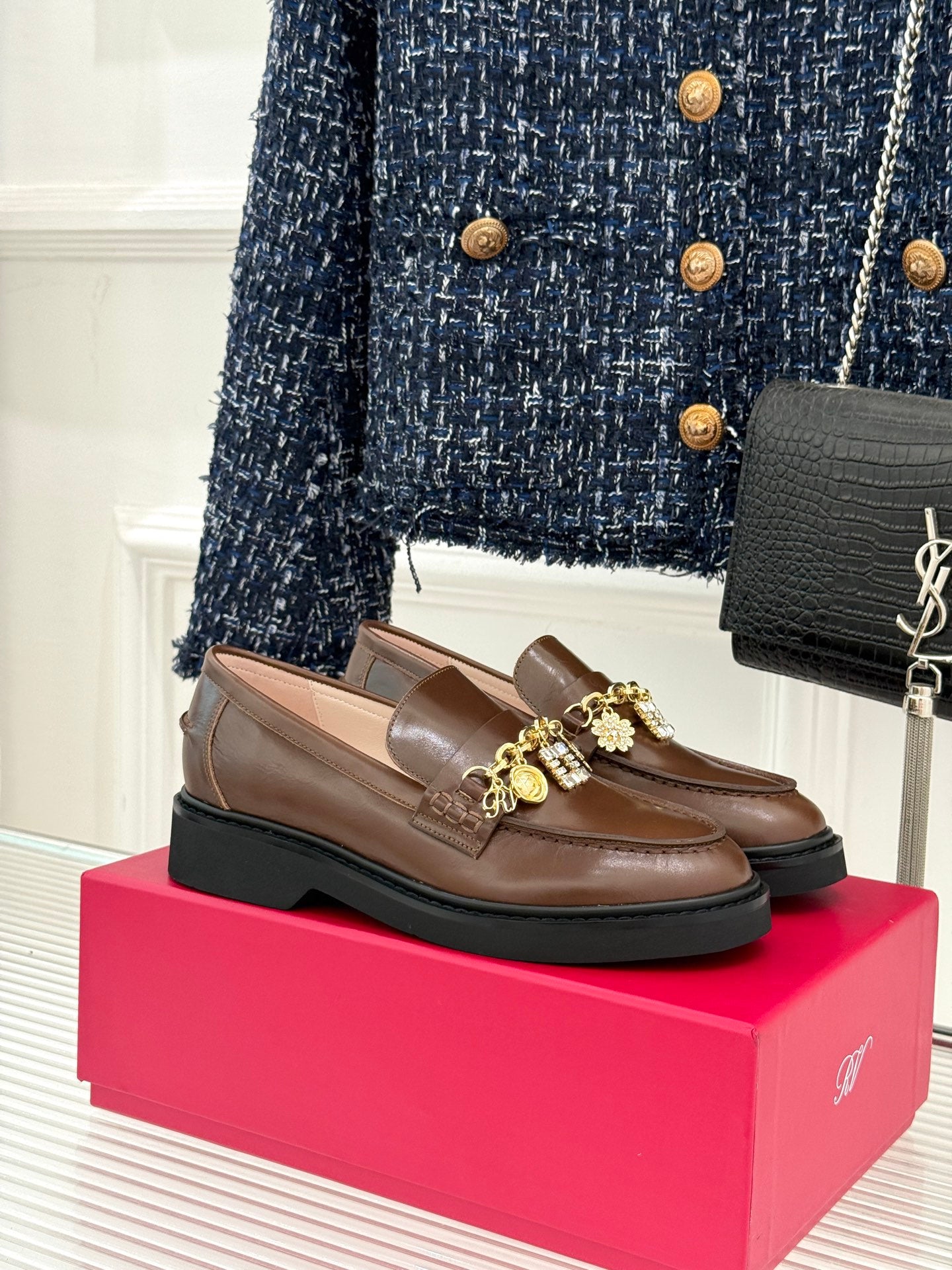 ROGER VIVIER 25S RANGERS CHAIN LOAFER IN BROWN CALFSKIN - 35