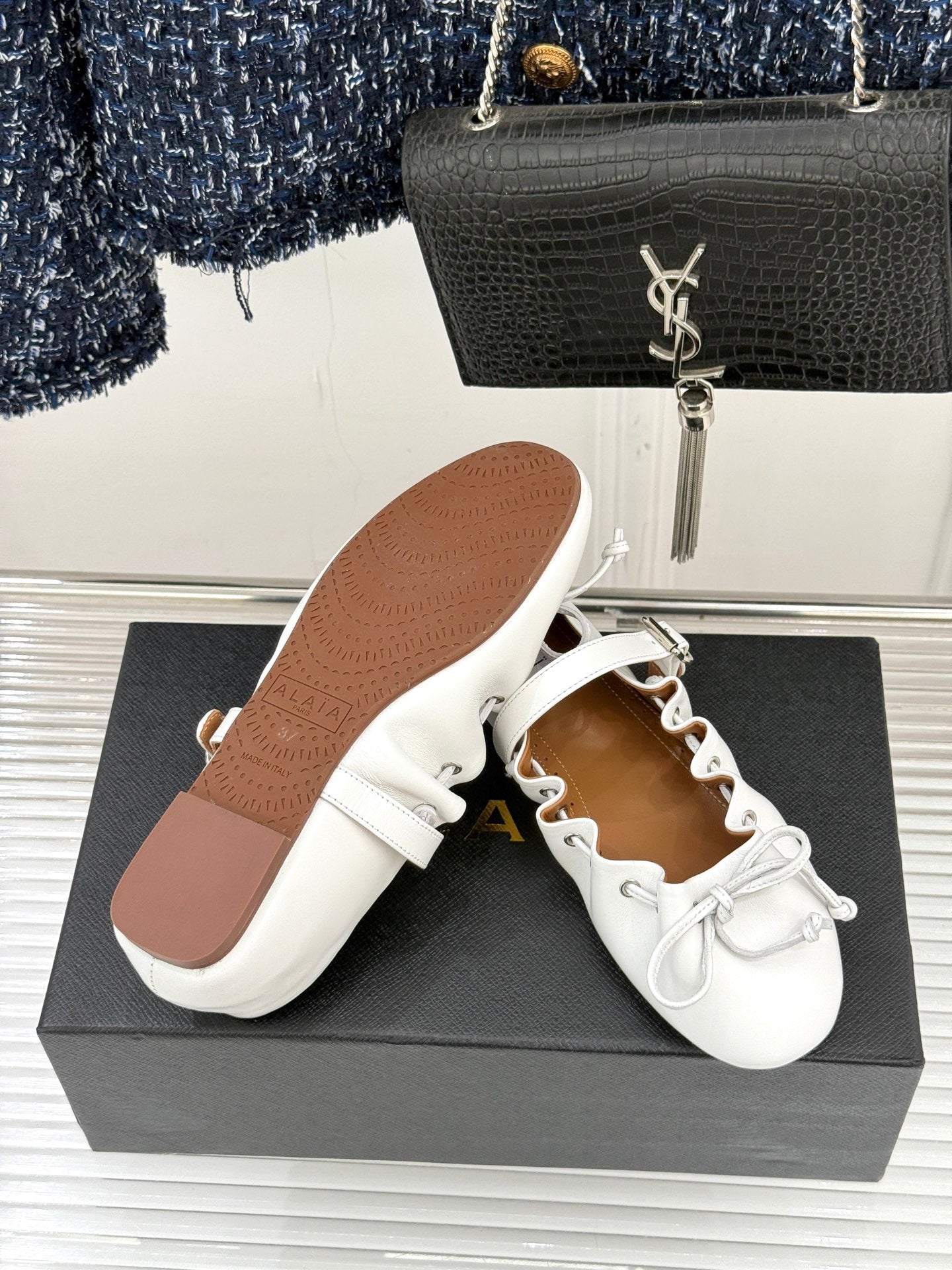 ALAIA 26S MARY JANE FLATS IN WHITE LAMBSKIN WITH BOW