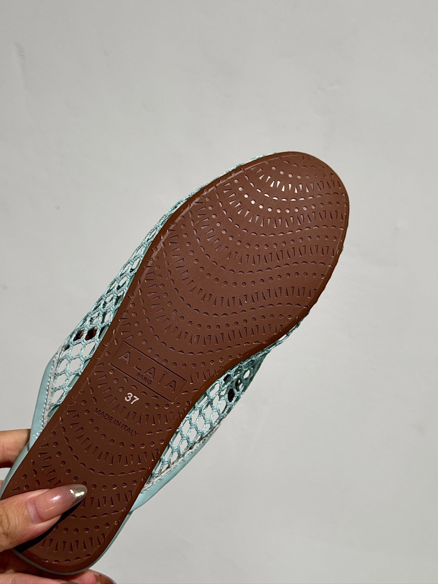 ALAIA FLAT MULES IN LIGHT BLUE MESH FISHNET - 34