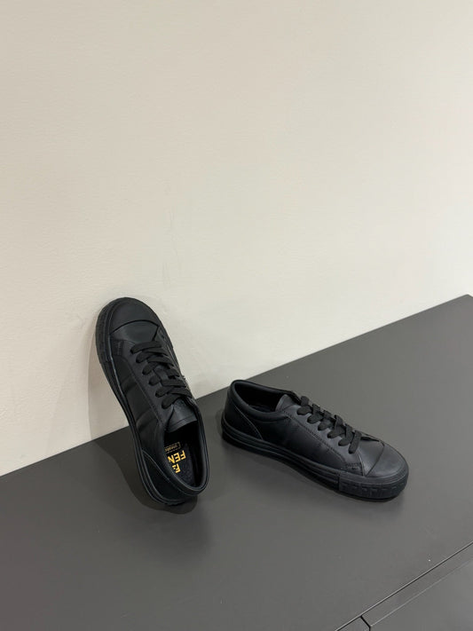 FF TRAINER SNEAKER IN BLACK CALFSKIN - 35