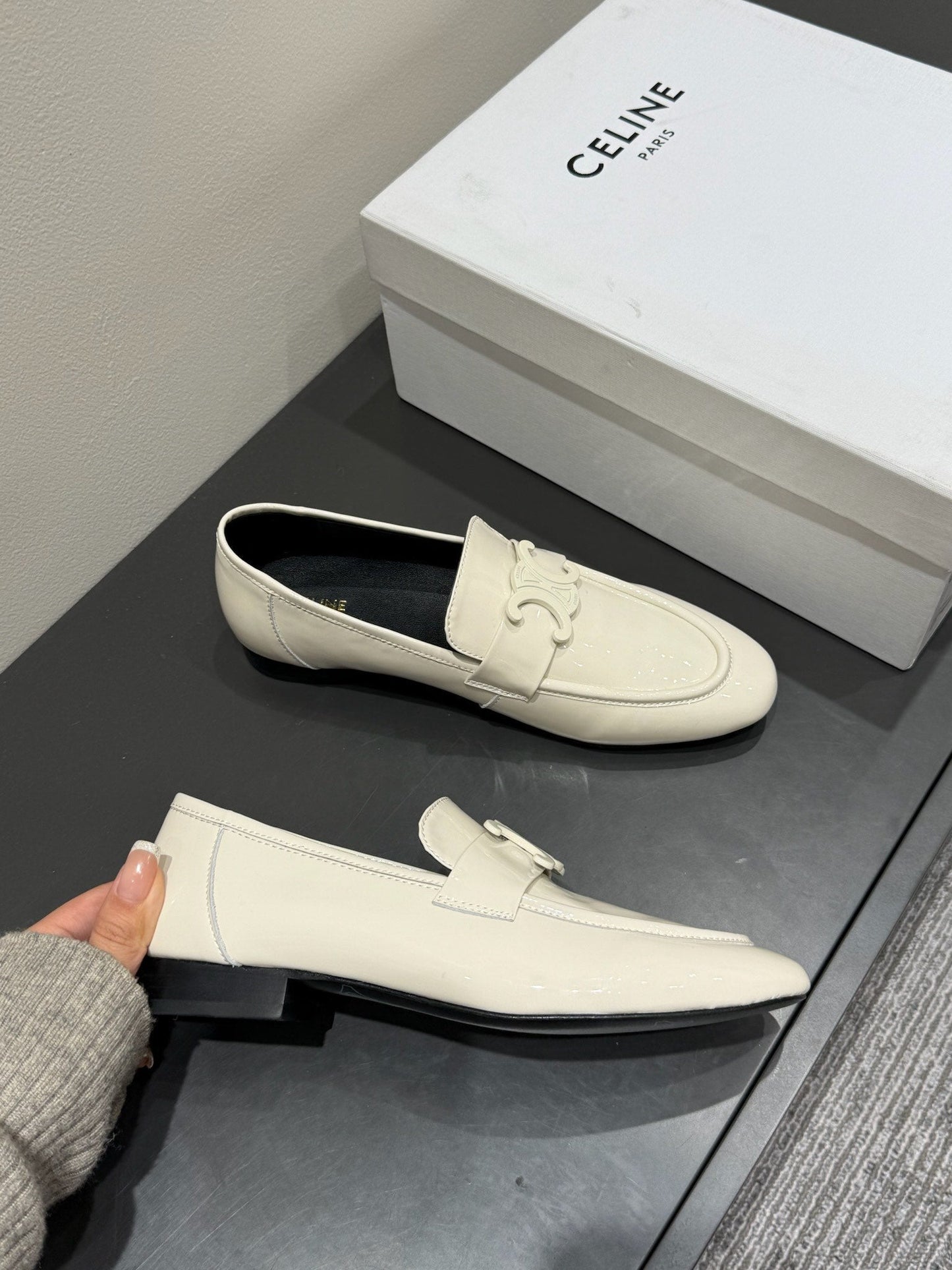 TRIOMPHE LOAFERS IN WHITE PATENT CALFSKIN - 35