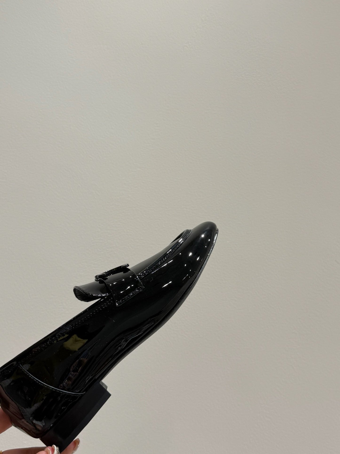 TRIOMPHE LOAFERS IN BLACK PATENT CALFSKIN - 35