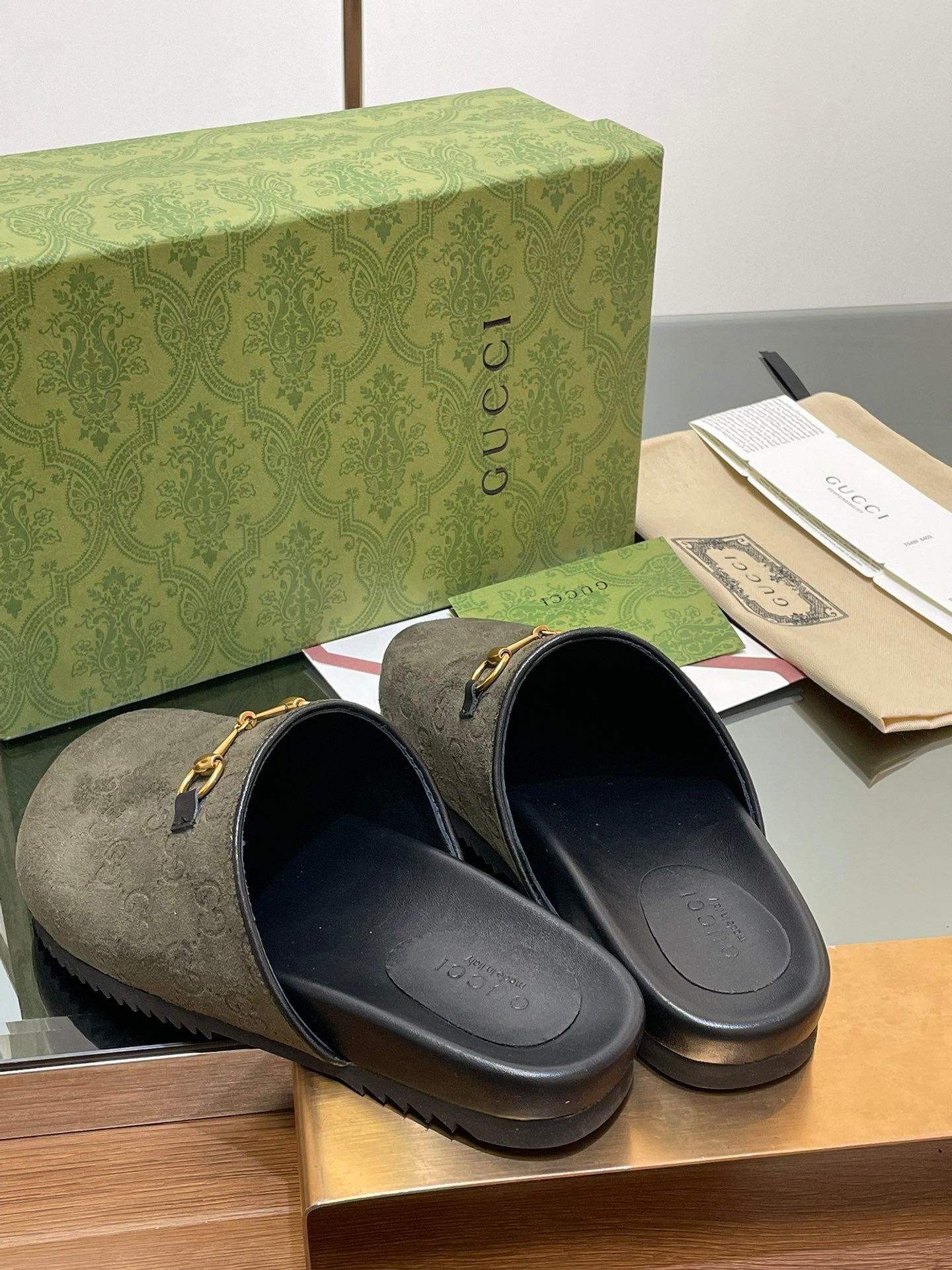 GG HORSEBIT MULE IN KHAKI GREEN EMBOSSED SUEDE AND SHEEPSKIN LINING - 35