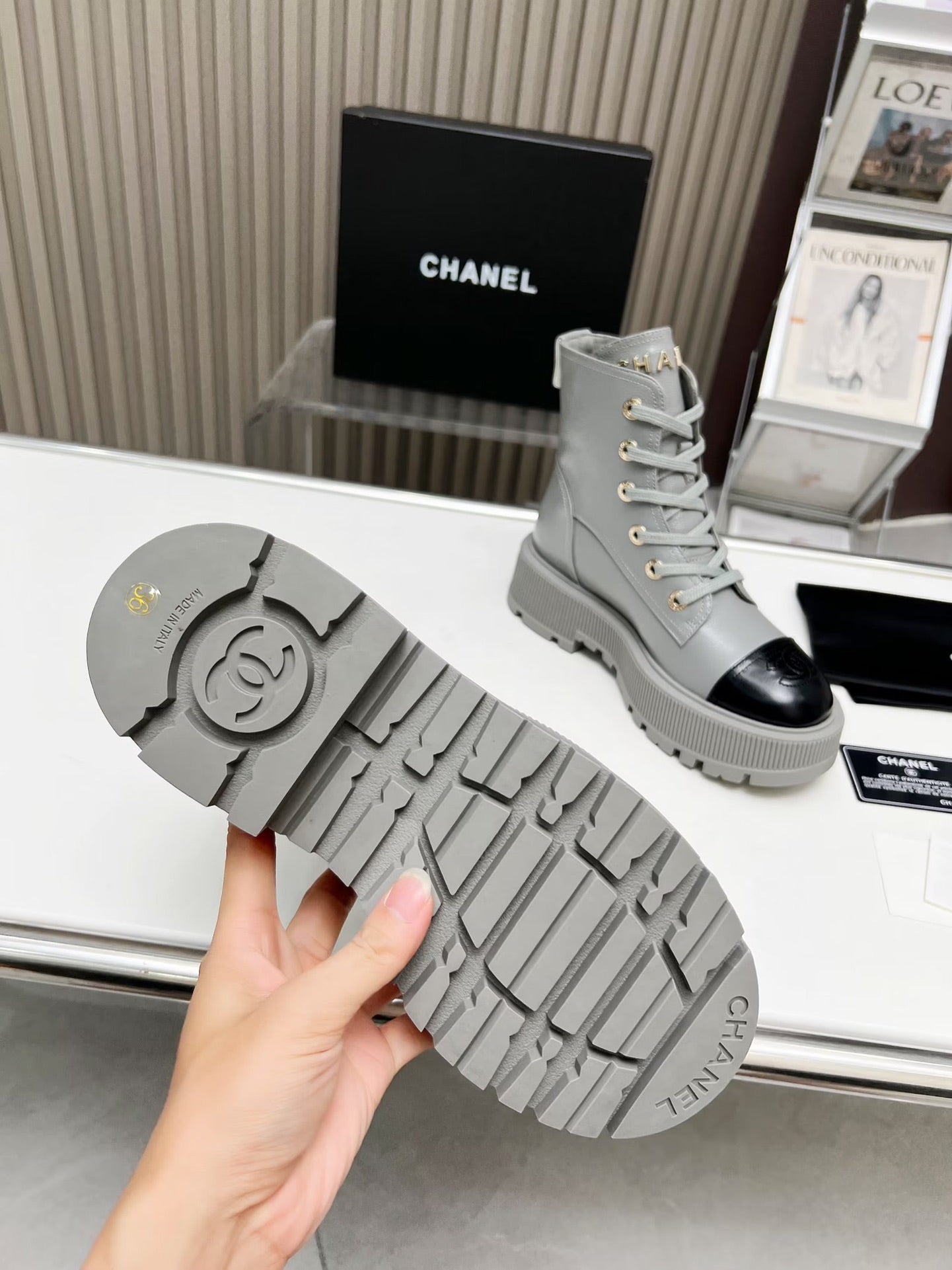 SHORT BOOTS IN SLATE GREY MIX BLACK COWHIDE - 34
