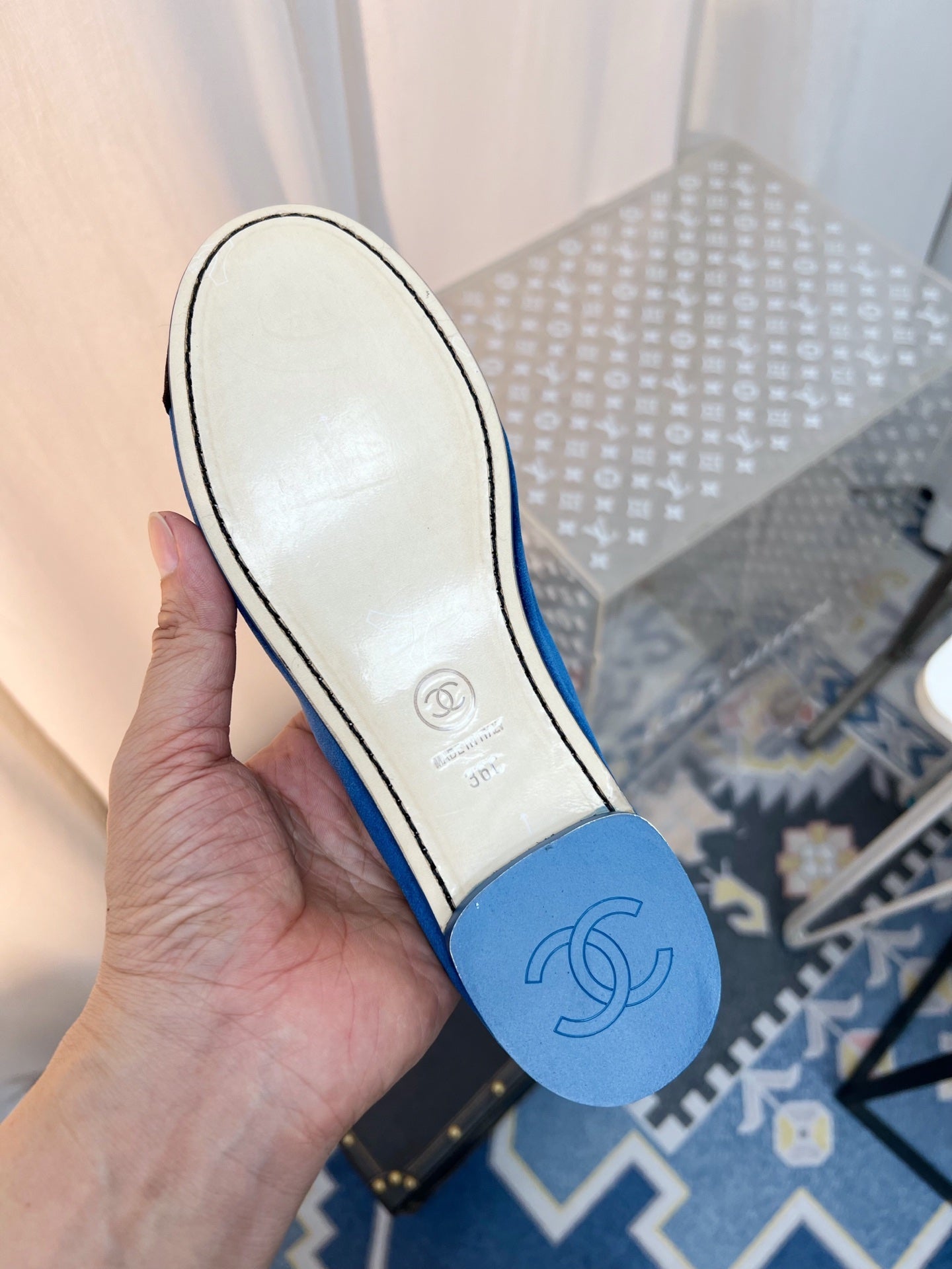 CC MARY JANE FLAT IN COBALT BLUE AND BLACK VELVET - 35