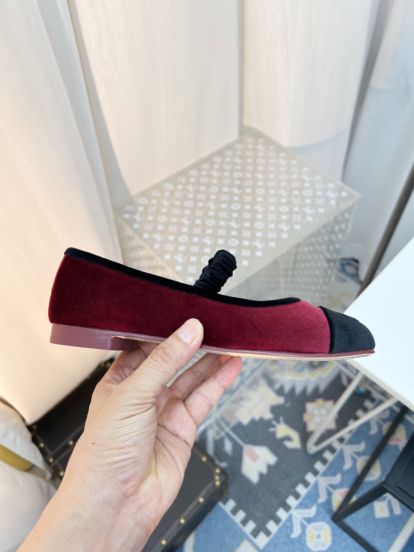 CC MARY JANE FLAT IN RED AND BLACK VELVET - 35