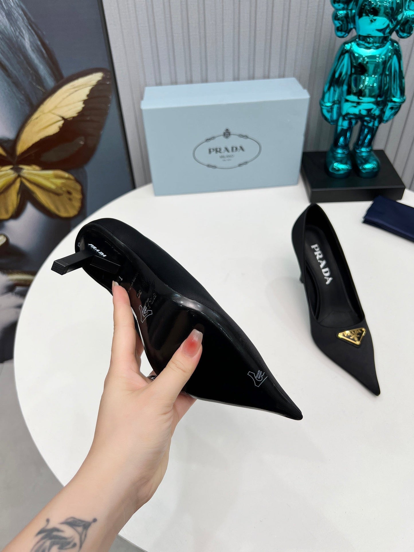 PRADA 26S POINTED TOE PUMPS STILETTO HEEL 80MM IN BLACK SATIN