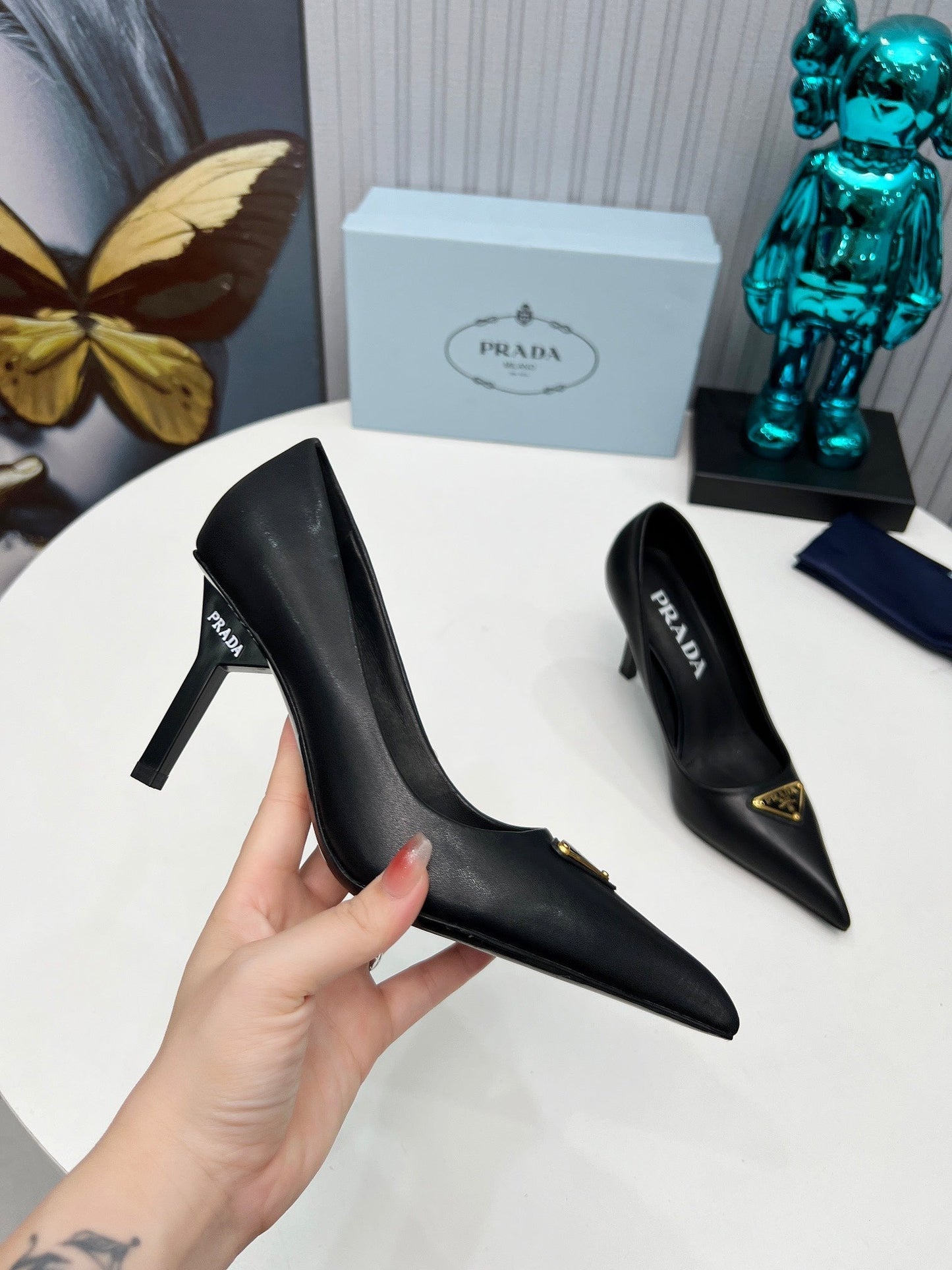 HIGH-HEEL PUMPS IN BLACK SHEEPSKIN - 34