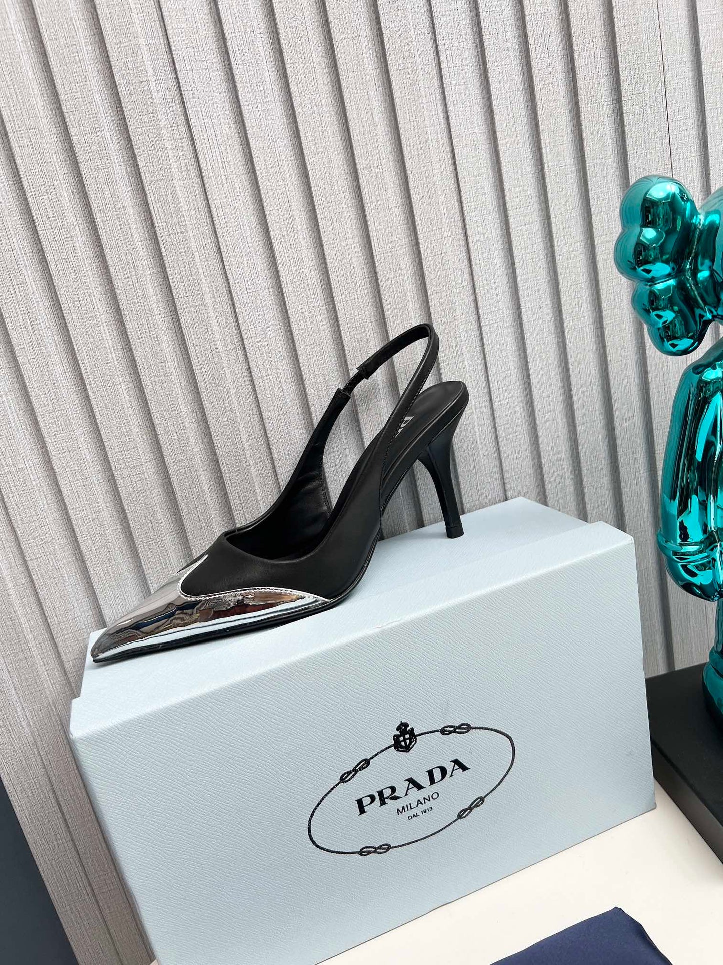 HIGH SLING BACK PUMPS IN SILVER MIX BLACK CALFSKIN - 35