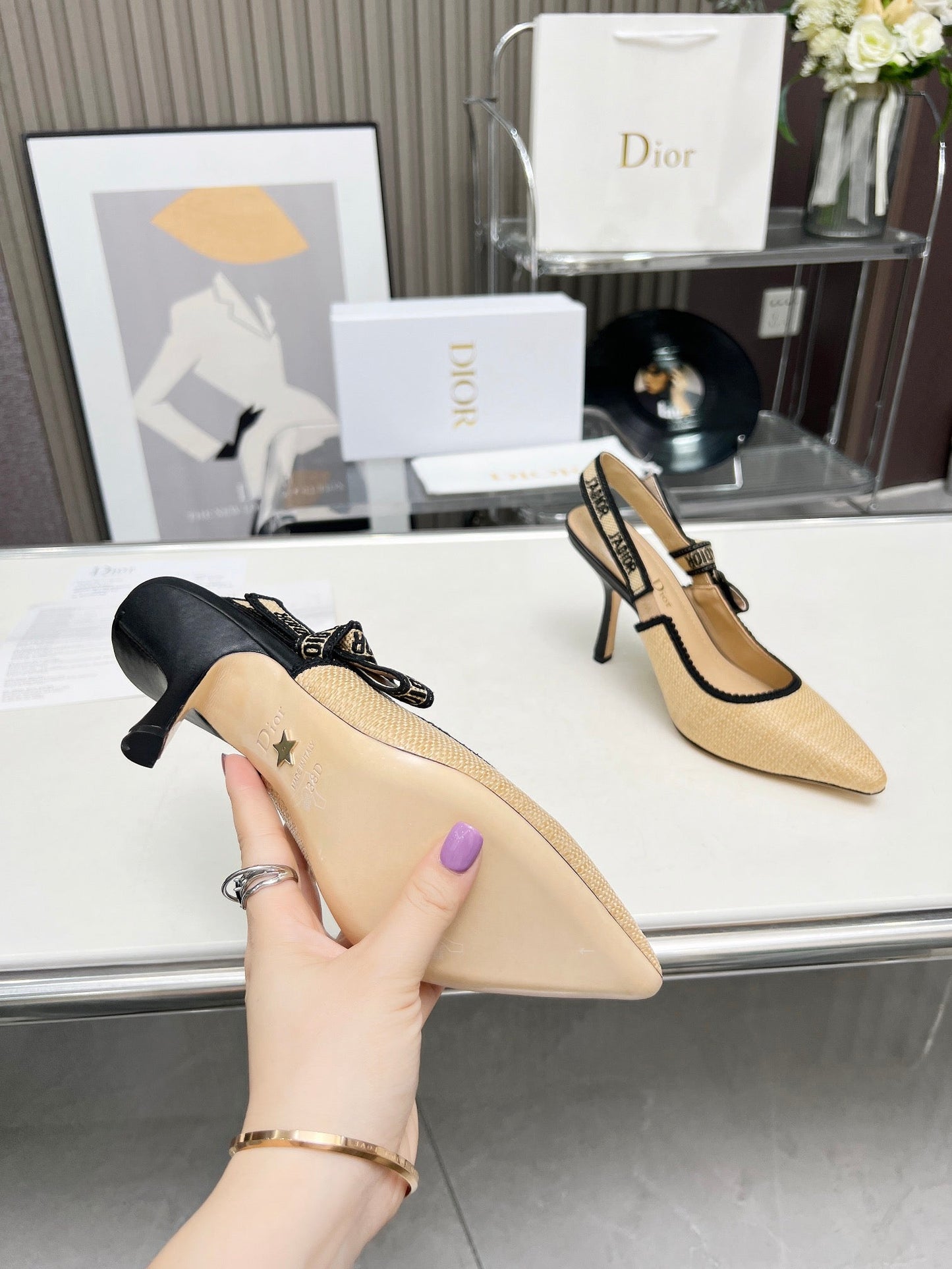 J'ADIOR SLINGBACK PUMP NATURAL RAFFIA AND BLACK EMBROIDERED COTTON 10 CM - 34