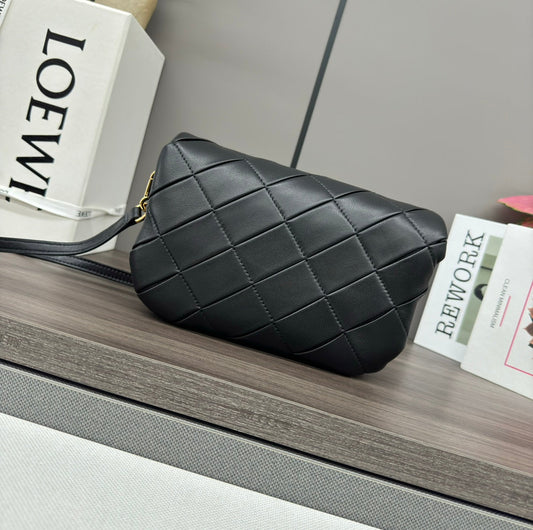 Сумка LOEWE 20 PUFFER GOYA зі шкіри наппа чорного кольору