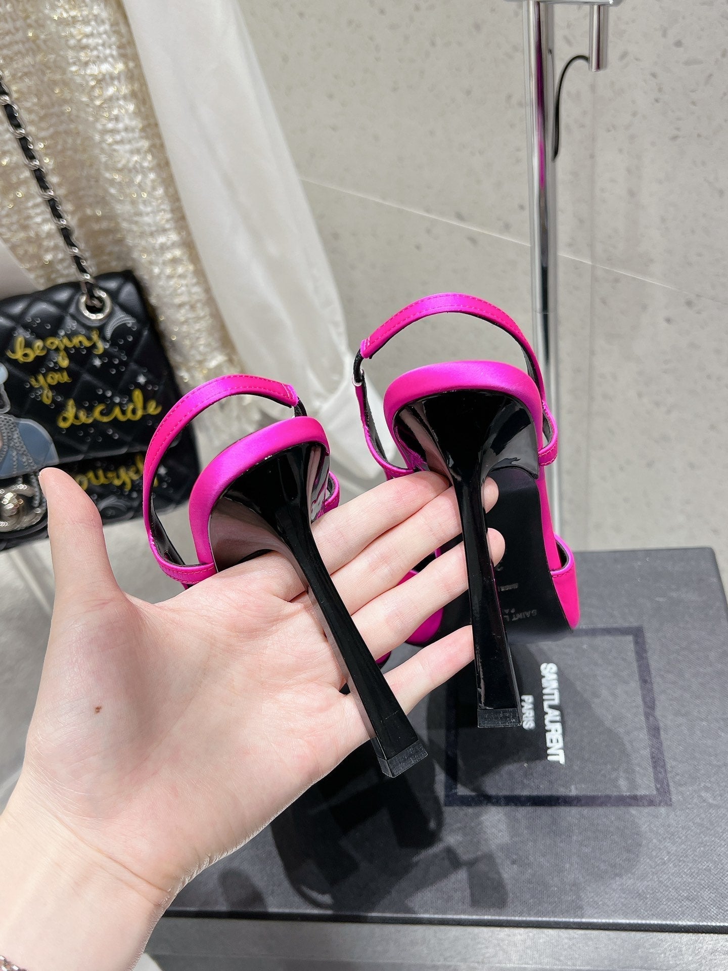 HIGH HEEL 10 CM SLINGBACK IN BRIGHT PINK CALFSKIN WITH GOLD HARDWARE - 35