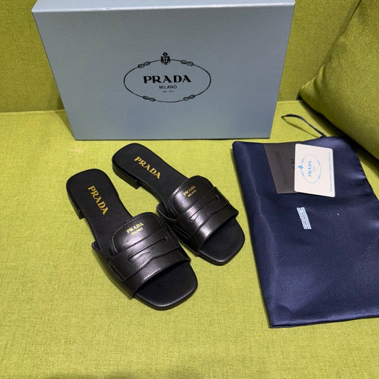 PRADA ШЛЬОПАНЦІ 25S З ЧОРНОЇ ТЕЛЯЧОЇ ШКІРИ - 35