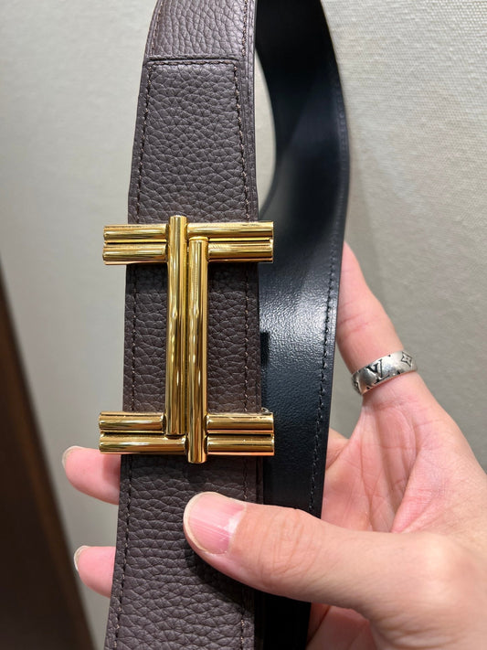 HM TRAVERSE BELT BUCKLE & REVERSIBLE CHOCOLATE BROWN AND BLACK LEATHER STRAP 38 MM GOLD HARDWARE - 30