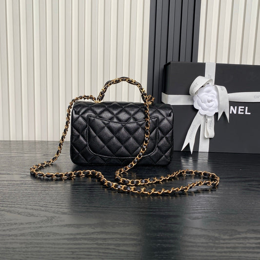 CHANEL 25S СУМКА З КЛАПАНОМ 19 З ЧОРНОЇ ТЕЛЯЧОЇ ШКІРИ З ЗОЛОТОЮ ФУРНІТУРОЮ