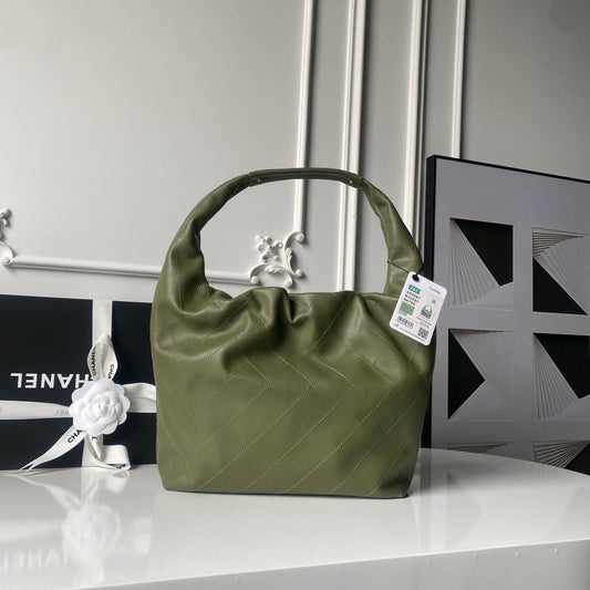 СУМКА CHANEL 25S HOBO 45 З ТЕМНО-ЗЕЛЕНОЇ ОВЕЧОЇ ШКІРИ