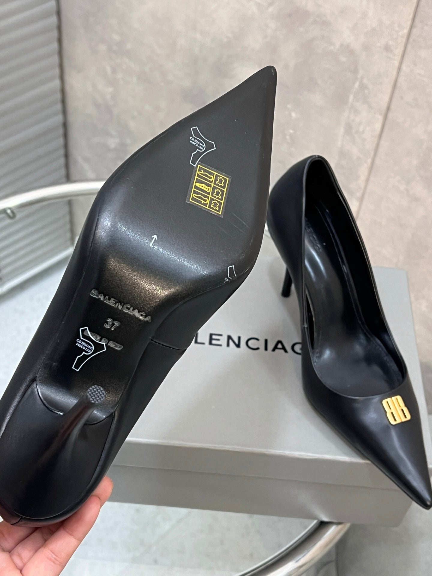BALENCIAGA 25S HIGH-HEEL SHOES 85 MM IN BLACK COW LEATHER WITH GOLD HARDWARE - 35