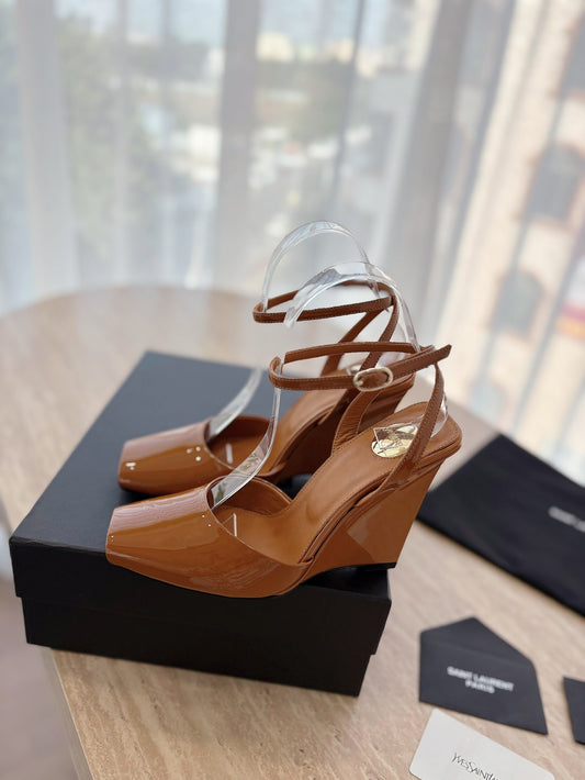 LA SCANDALE HIGH 10 CM WEDGE SANDALS IN BRONZE BROWN PATENT LEATHER - 35
