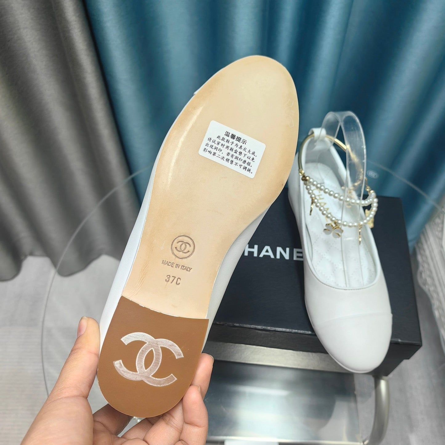 MARY JANE WITH PEARL STRAP IN WHITE LAMBSKIN - 35
