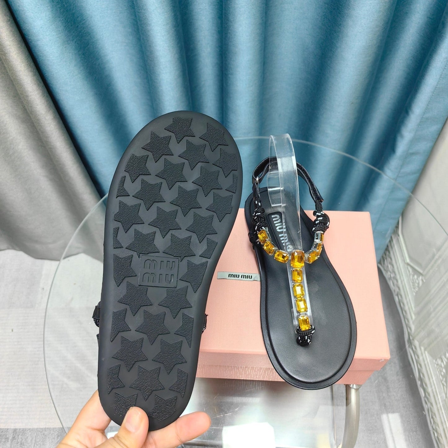 FLIP-FLOPS BLACK COWHIDE WITH CRYSTALS-YELLOW - 34