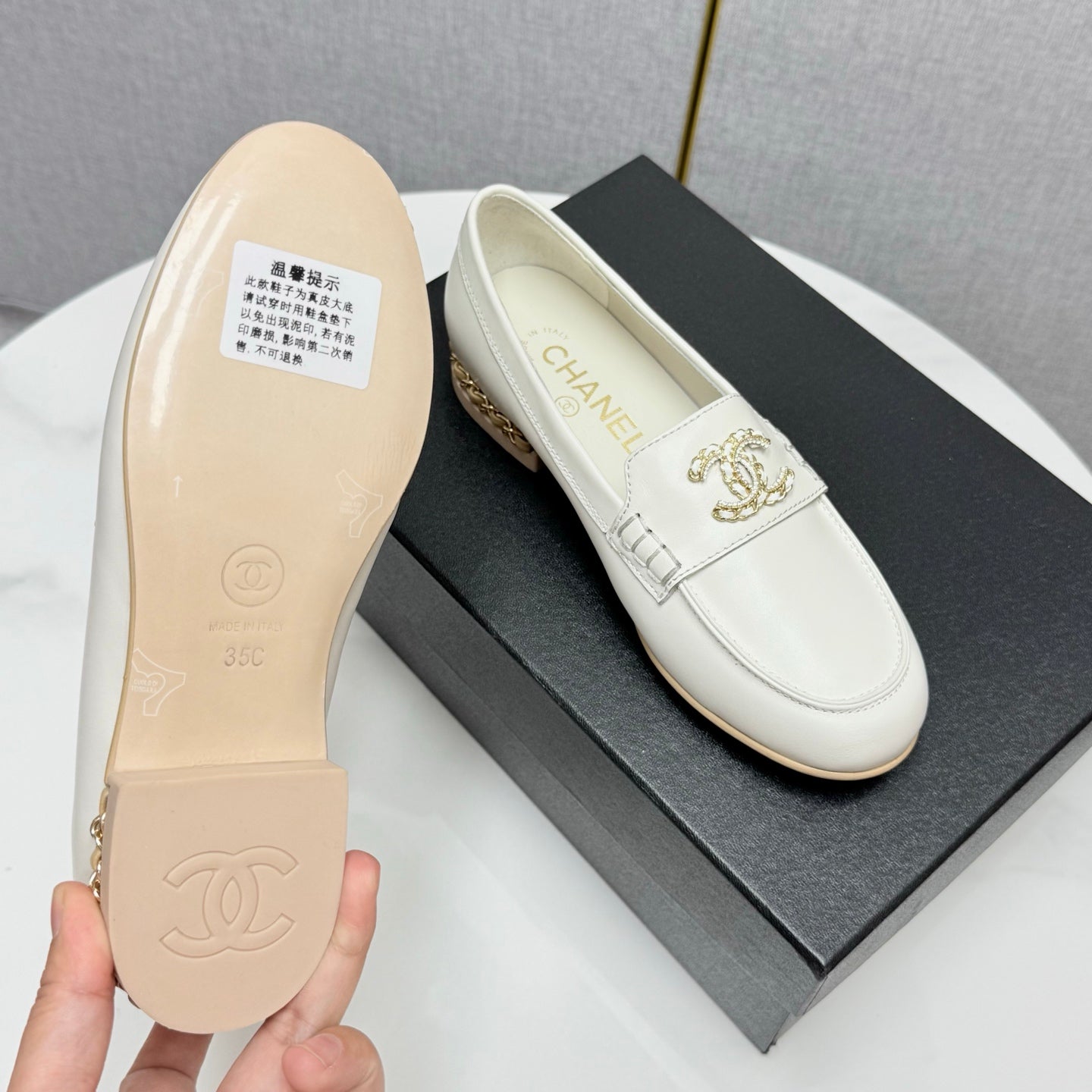 CC LOAFER 25S IN WHITE LAMBSKIN WITH GOLD HARDWARE - 35