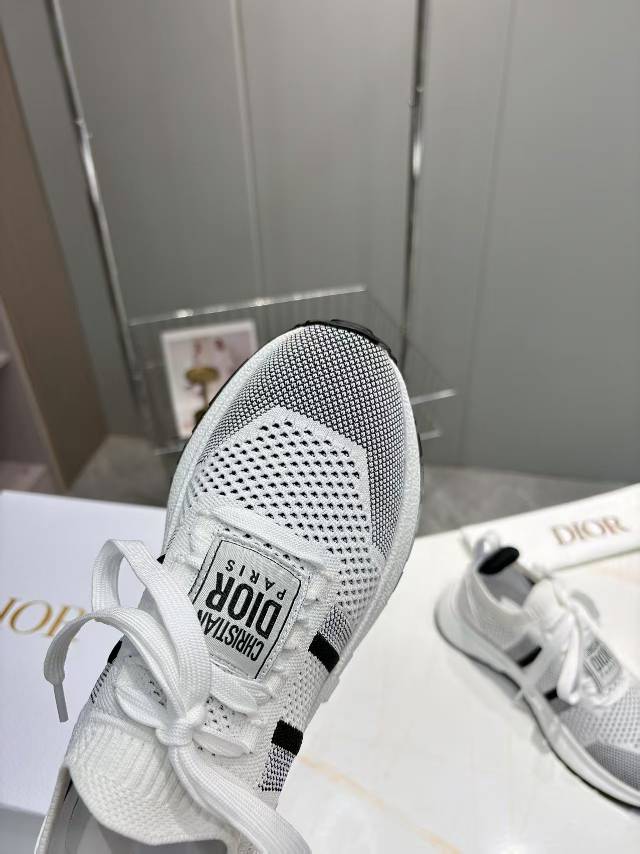 CD RUN SNEAKER 25S IN BLACK AND WHITE MESH FABRIC TWO-TONE SOLE - 35