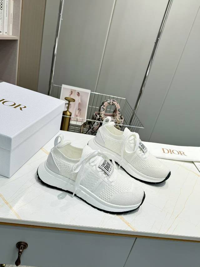 CD RUN SNEAKER IN WHITE MESH FABRIC TWO-TONE SOLE - 35