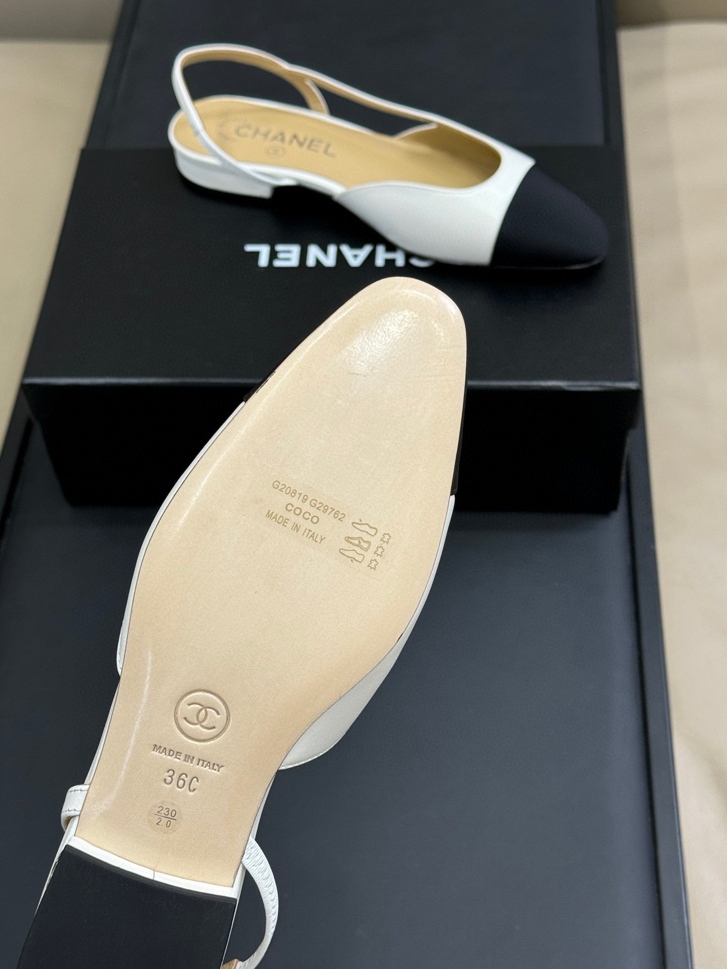 CC SLINGBACK 25S IN WHITE LAMBSKIN MIX BLACK FABRIC - 35 / 20mm