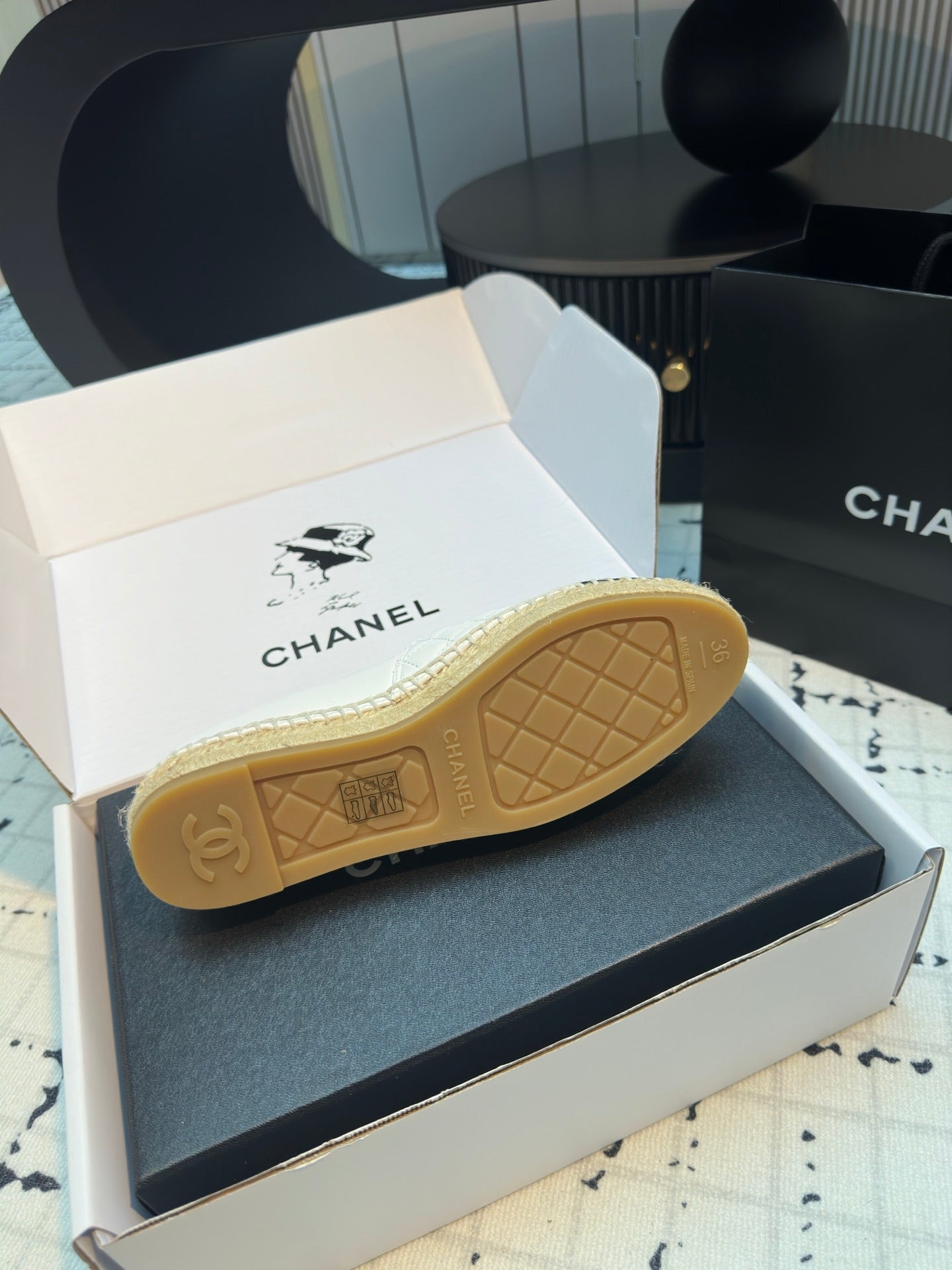 ESPADRILLES LOAFERS IN WHITE LAMBSKIN WITH BLACK LOGO - 34