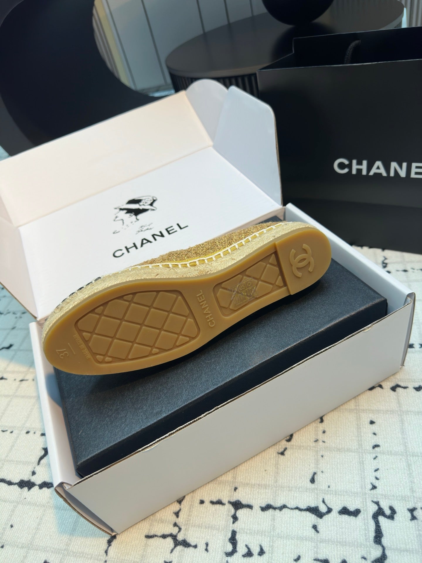 ESPADRILLES LOAFERS IN METALIC GOLD TWEED AND BLACK SATIN - 34